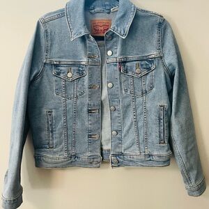 Levi's Light Blue Denim Trucker Jacket